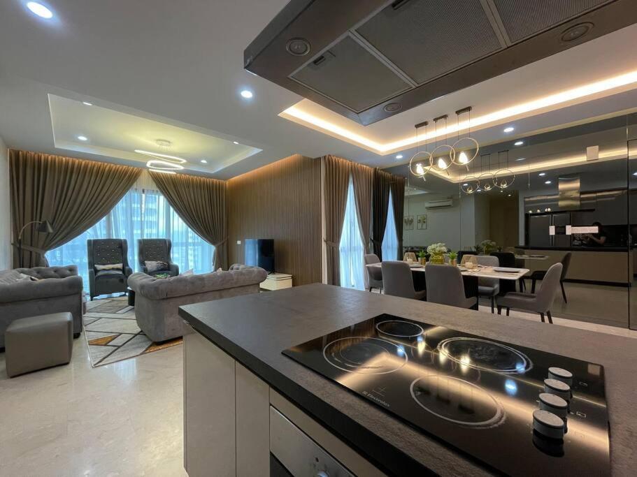 Pangsapuri Private Lift Lobby Entire Unit Concerto North Kiara Kuala Lumpur